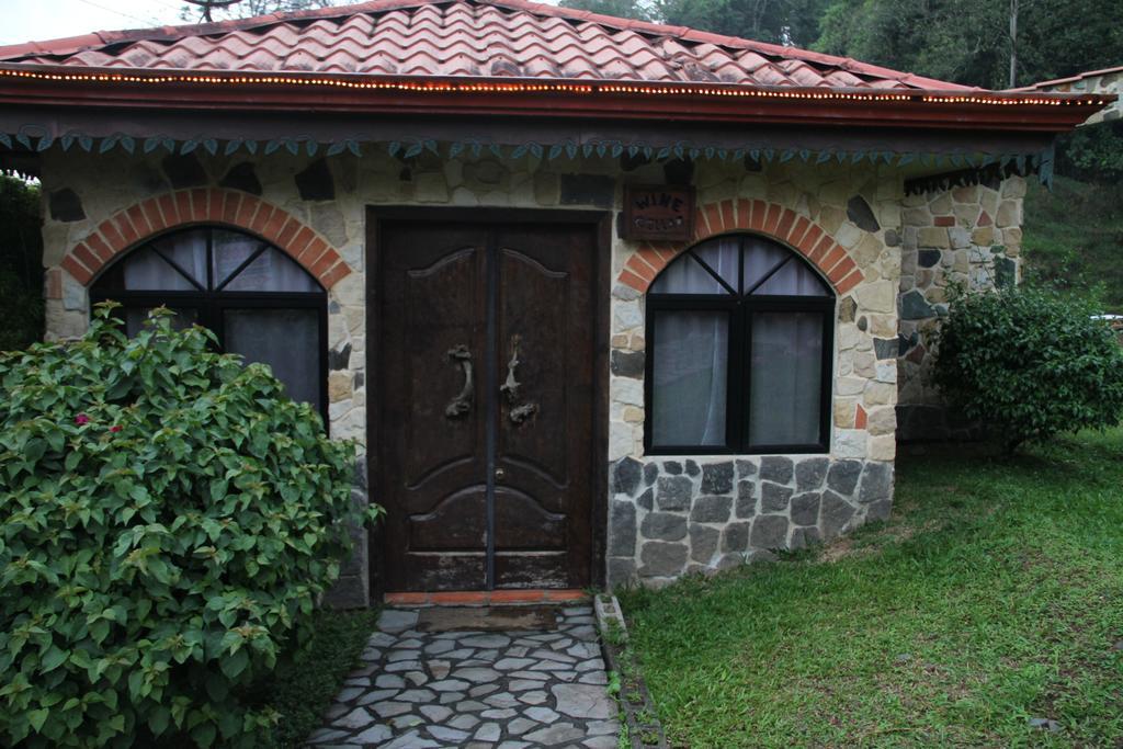 Gingerbread Restaurant & Hotel 纽沃阿雷纳尔 客房 照片